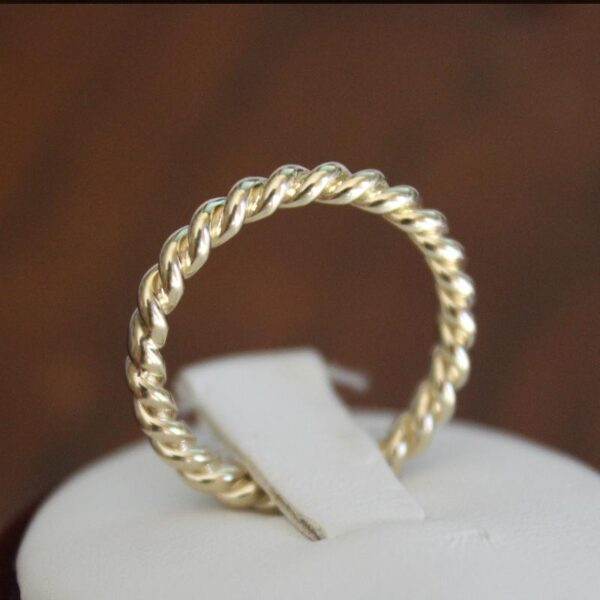 2.7mm Rope Twist Band Solid 14k Yellow Gold